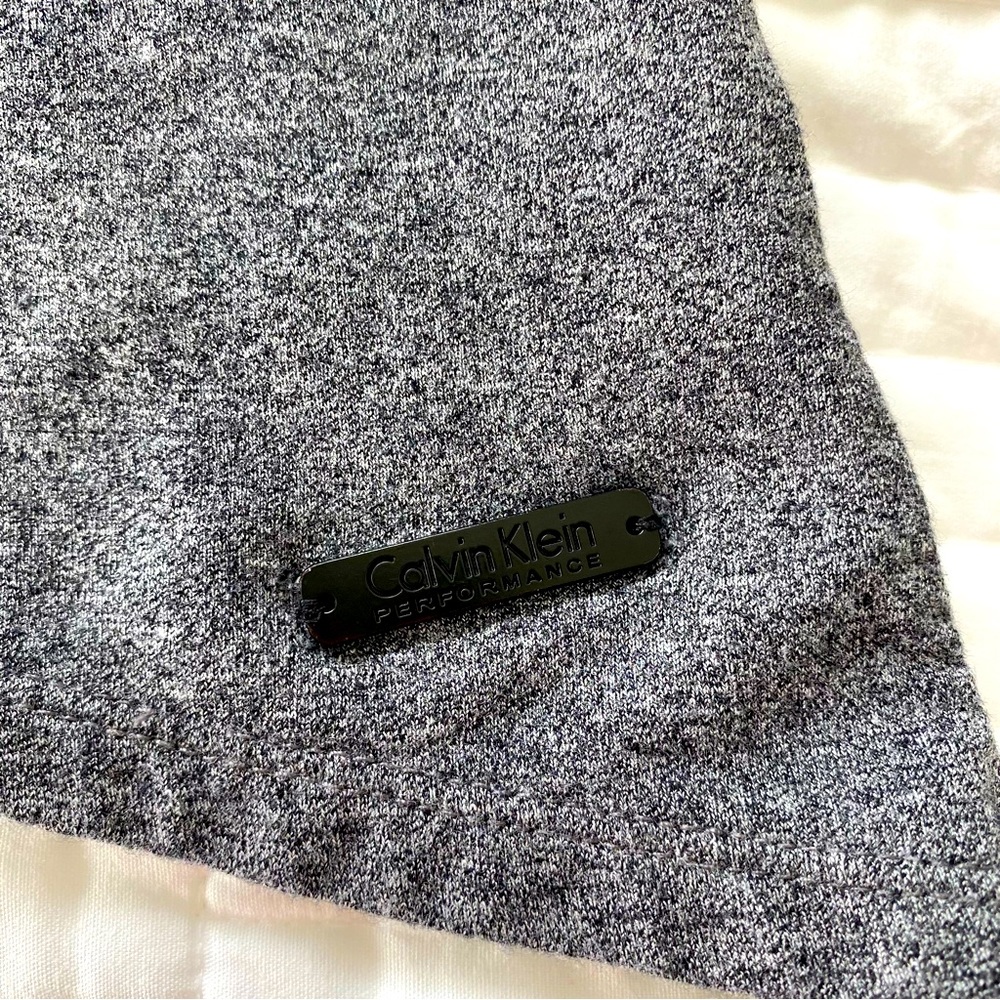 Calvin Klein Performance Tunic - Picture 4 of 6